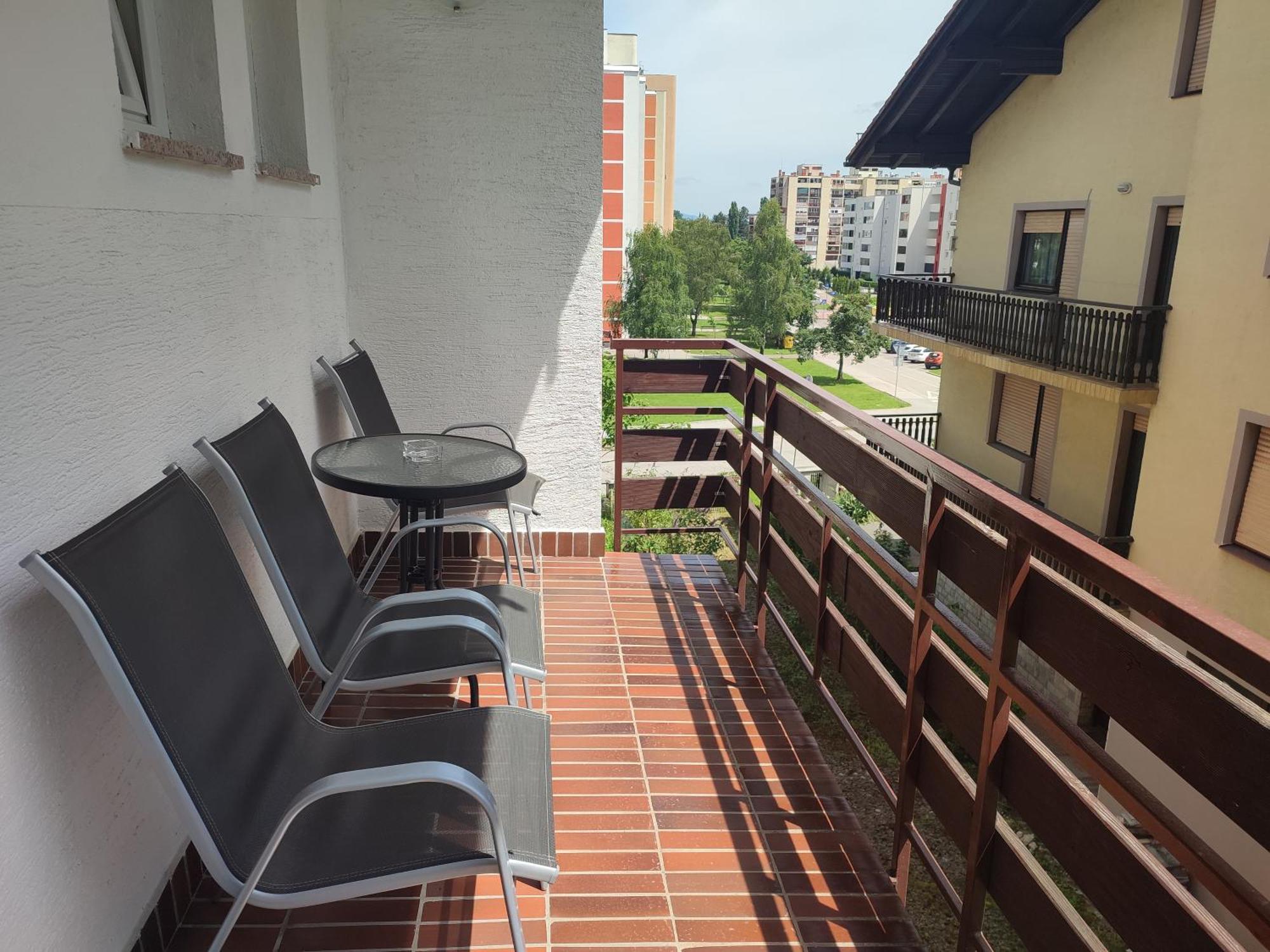 קארלובץ Apartments & Rooms 4 Rijeke מראה חיצוני תמונה